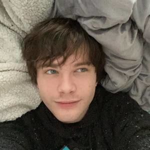 Meet your Posher, Gino